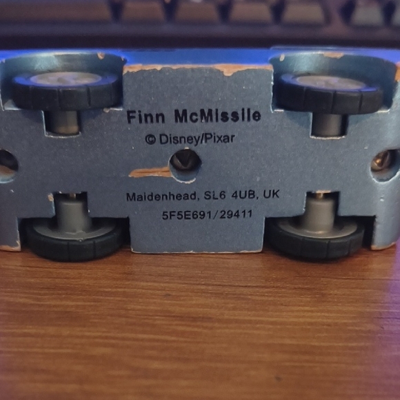 Vintage Disney Pixar Cars Wood Collection - Professor Z & Finn McMissile - Picture 2 of 14